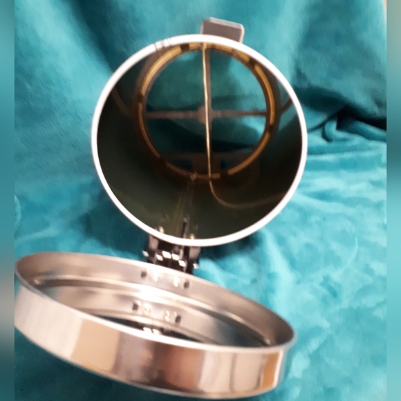 Bedroom or Powder room pedal bin - Picture 3 of 11